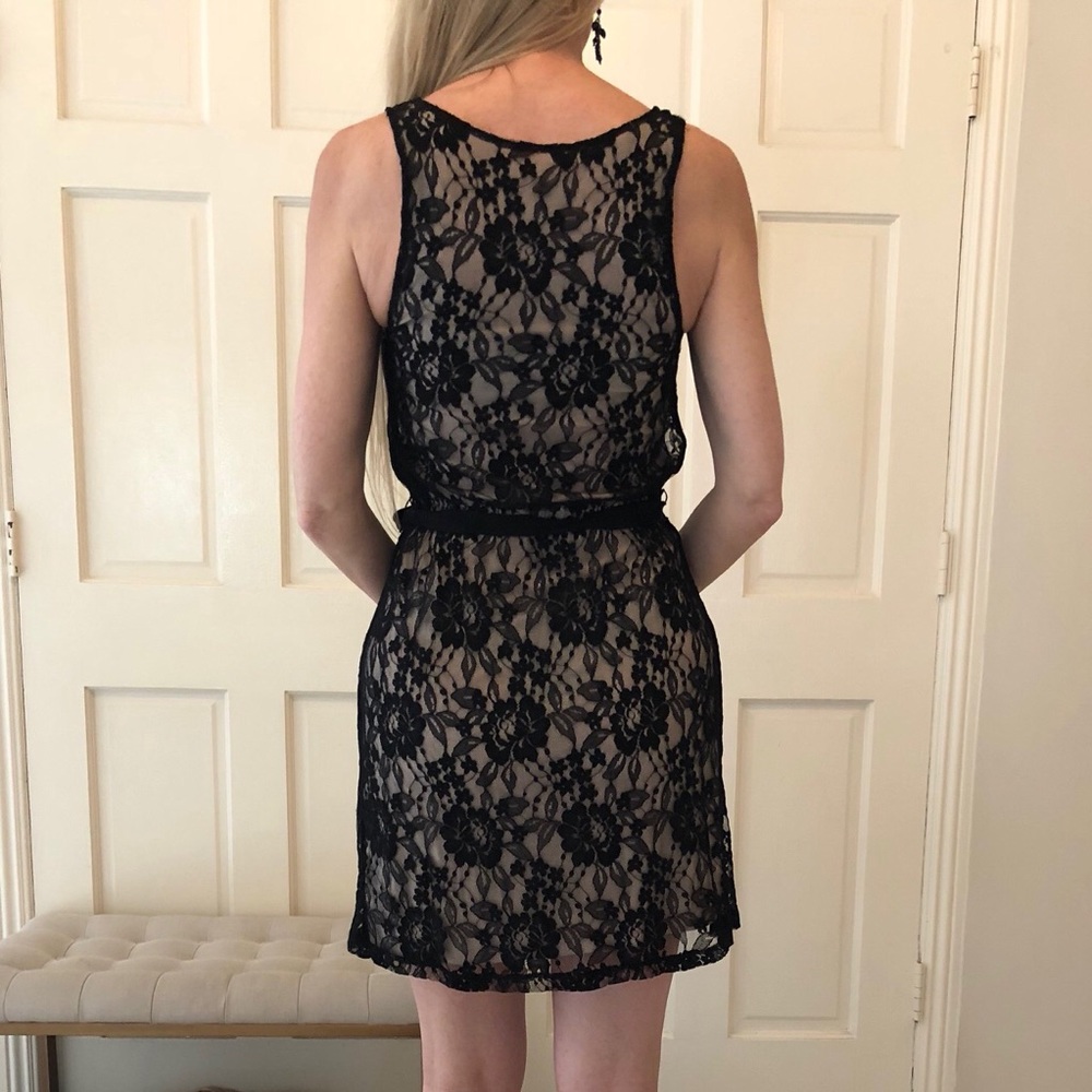 ❤️Lace Dress❤️ - Picture 2 of 5